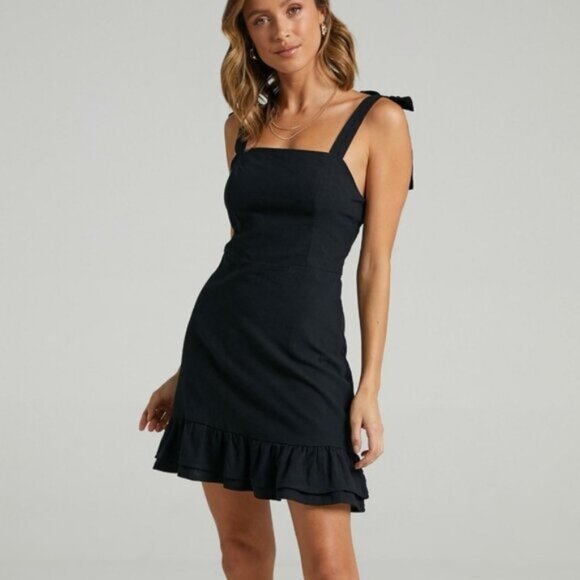 NWT Showpo 100% cotton Coastal Getaway Mini Dress - Black - Picture 1 of 6